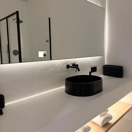 Black House