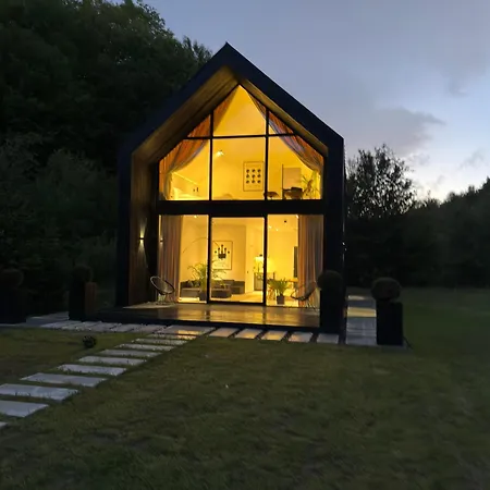 Black House Вілла